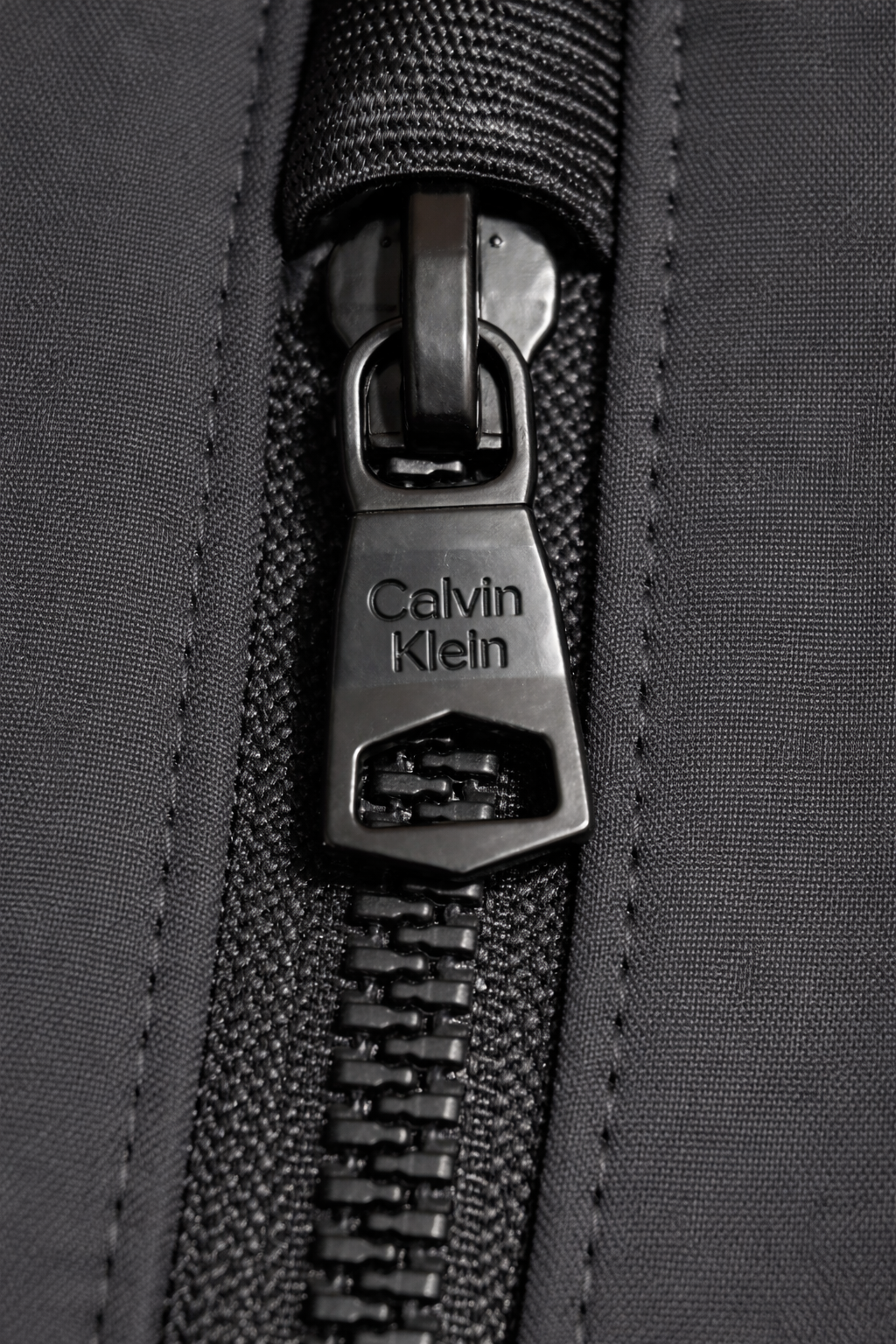 Calvin Klein Soft Shell Windbreaker Jackets for Men - Negro